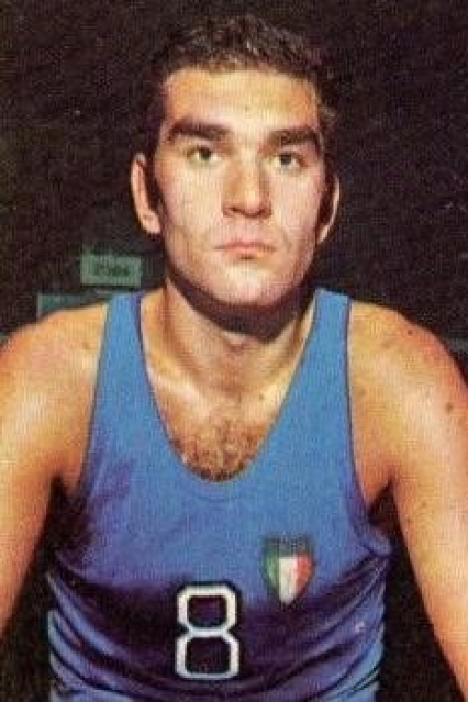 Massimo Masini ha giocato in Nazionale 179 partite e segnato 1852 punti. Ha partecipato agli Europei 1963, 1965, 1967, 1969 e 1971, al Mondiale del 1970 e alle Olimpiadi del 1964, 1968 e 1972.